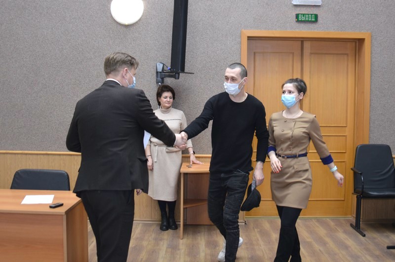 В Озерске 16 молодых семей получили жилищные сертификаты