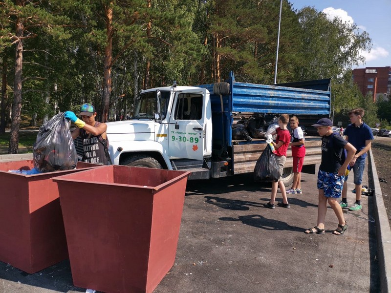 Озерские экологи и волонтёры присоединились к Всероссийской акции «Вода России»