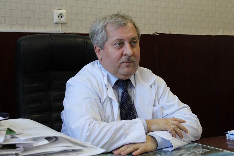 Заболеваемость растет, медики делают все возможное
