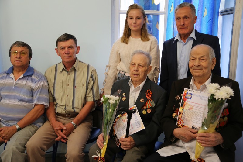Курской битве была посвящена встреча поколений