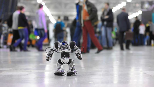 Классный робот привел команду юных инженеров к успеху 