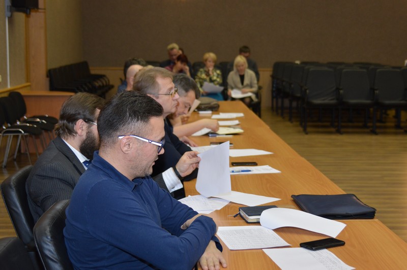 На этой неделе депутаты продолжили работу над главным финансовым документом Озерского городского округа 