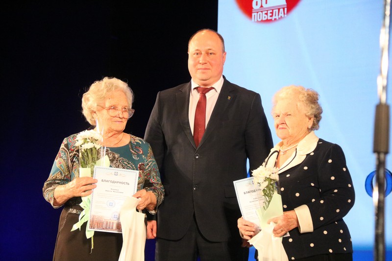 Озерчане отметили день рождения родного города