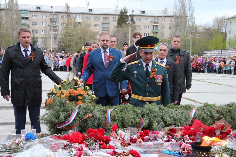 Озерчане поклонились героям Великой Отечественной войны