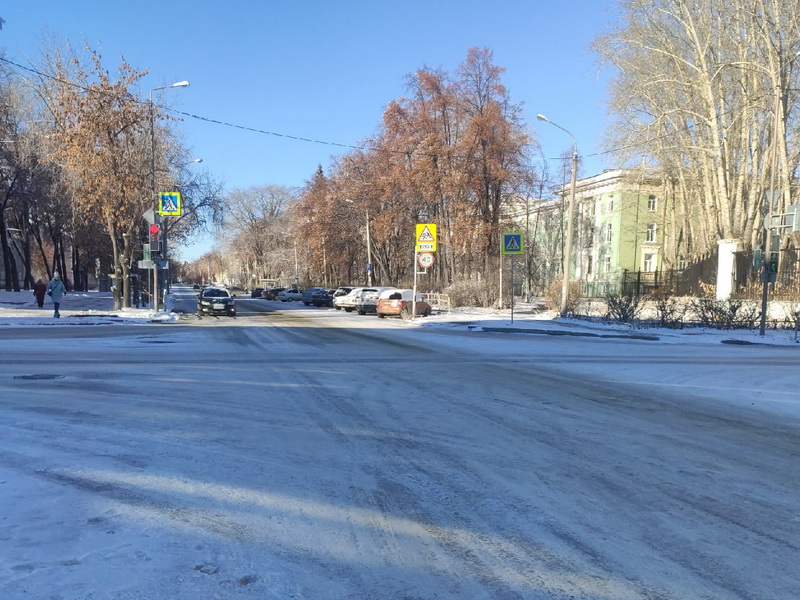Зимняя техника работает на улицах Озерска