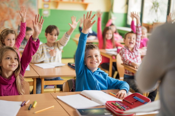 С 14 декабря школы и учреждения дополнительного образования в Озерске возвращаются к очной форме обучения 
