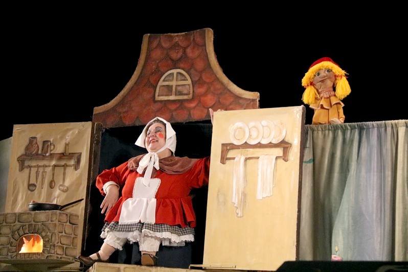 Рождественская елка губернатора дарит праздник детям по всему региону